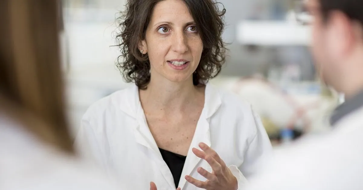 La chercheuse de l'Institut Imagine Annarita Miccio travaille sur une thérapie génique injectable qui pourrait révolutionner la prise en charge de la drépanocytose dans le monde.